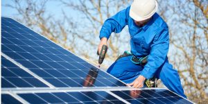 Installation Maintenance Panneaux Solaires Photovoltaïques à Lauresses